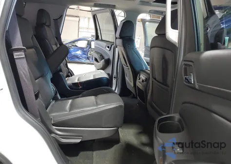 2016 Chevrolet Tahoe Ltz z USA, uszkodzony, nr VIN 1GNSKCKC7GR407726